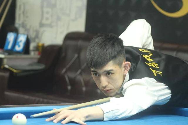 的比赛氛围 的比赛氛围