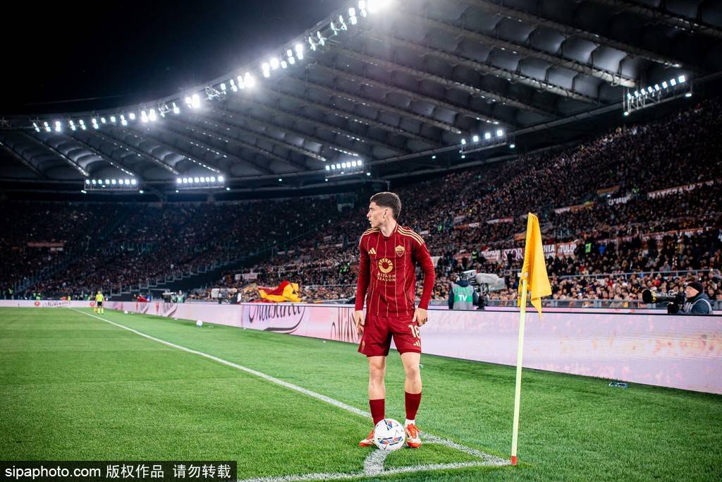 台上展示他 台上展示他