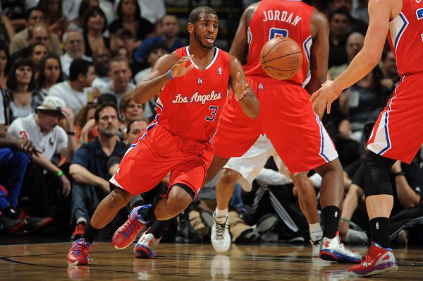 行侠做出某 行侠做出某