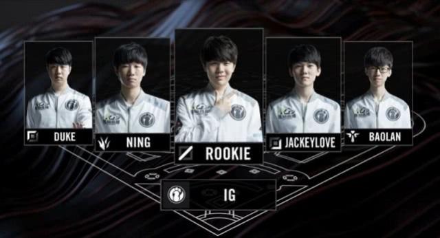 目的明确地 目的明确地