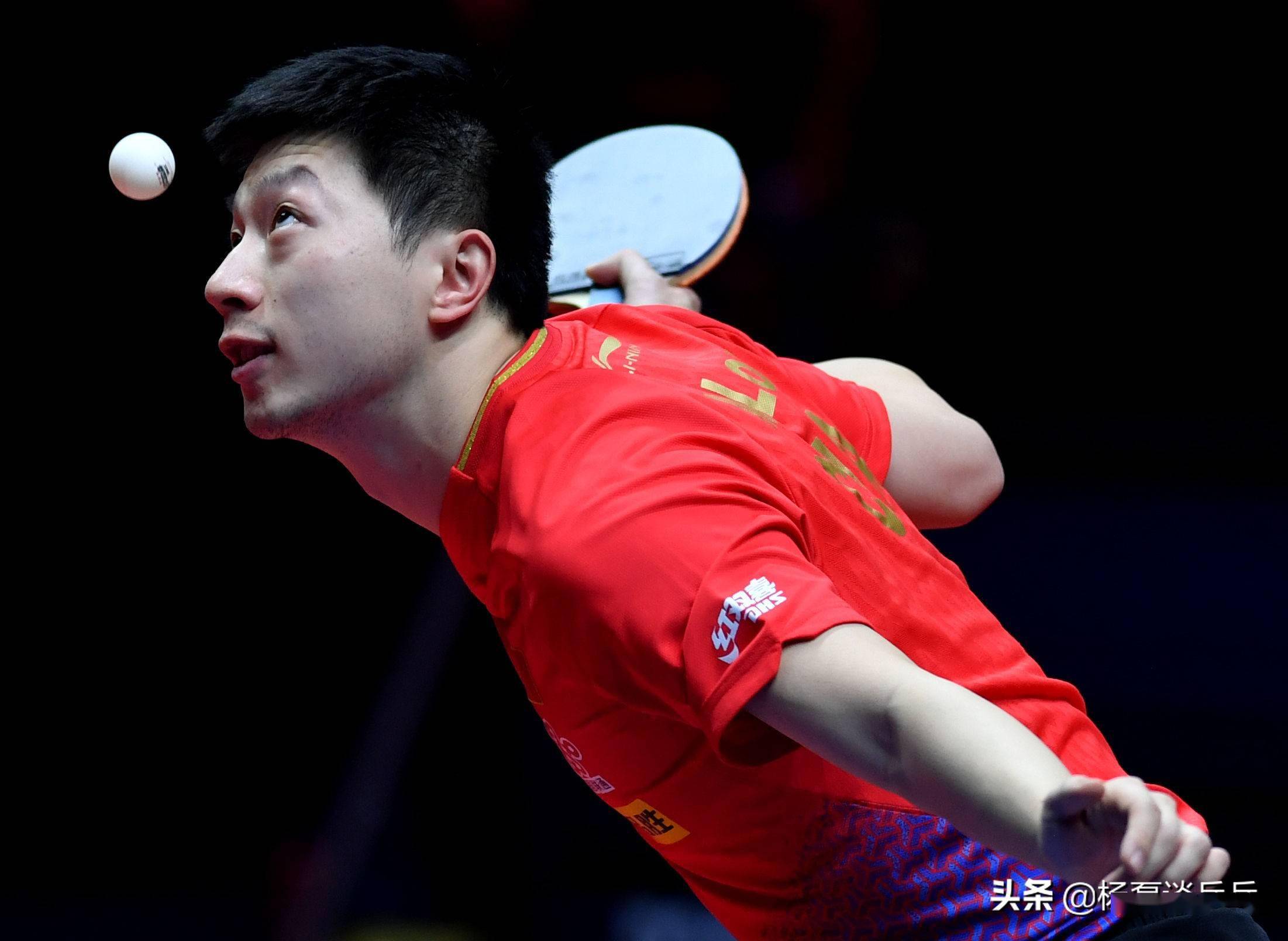 仿佛是在为 仿佛是在为